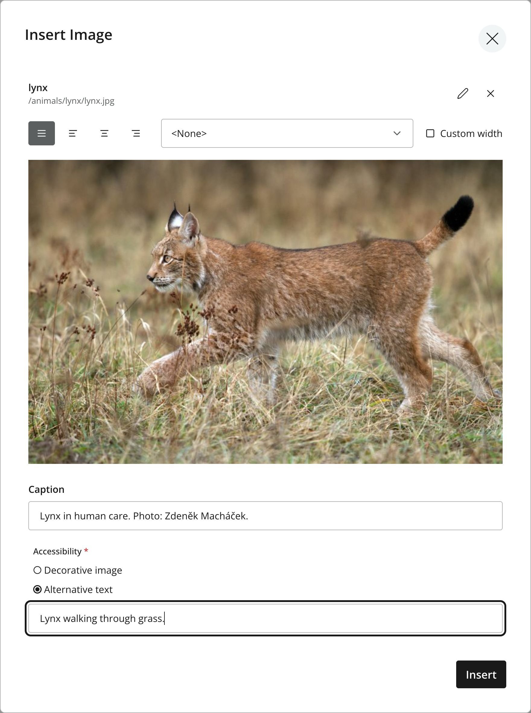 Insert Image dialog showing /animals/lynx/lynx.jpg, its caption and Alternative text selection